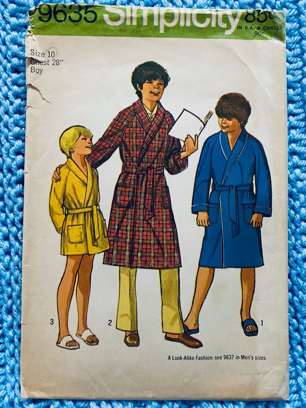 Simplicity 9635 Childs robe pattern